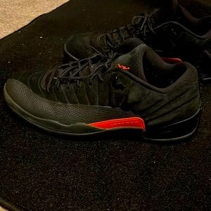 Jordan 12 Retro size 14 one size too big no use worn 5 times